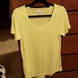 Lularoe Classic T Small